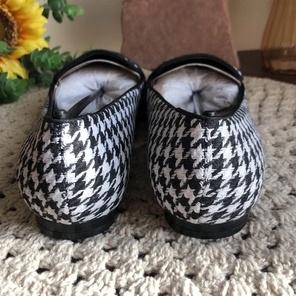 Nine West Abay Houndstooth Pointed Toe Flats - Picture 8 of 14
